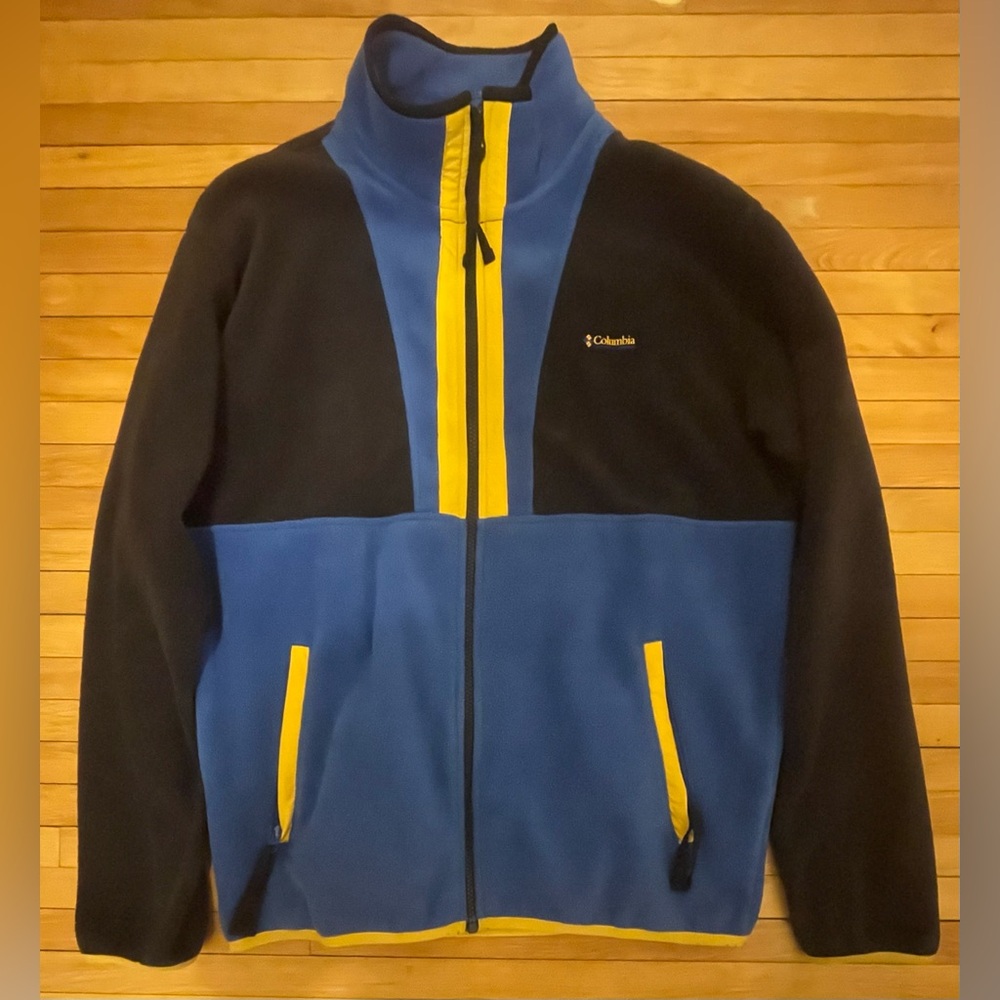 Men’s Columbia Fleece Jacket in Sz. M (Fits L)